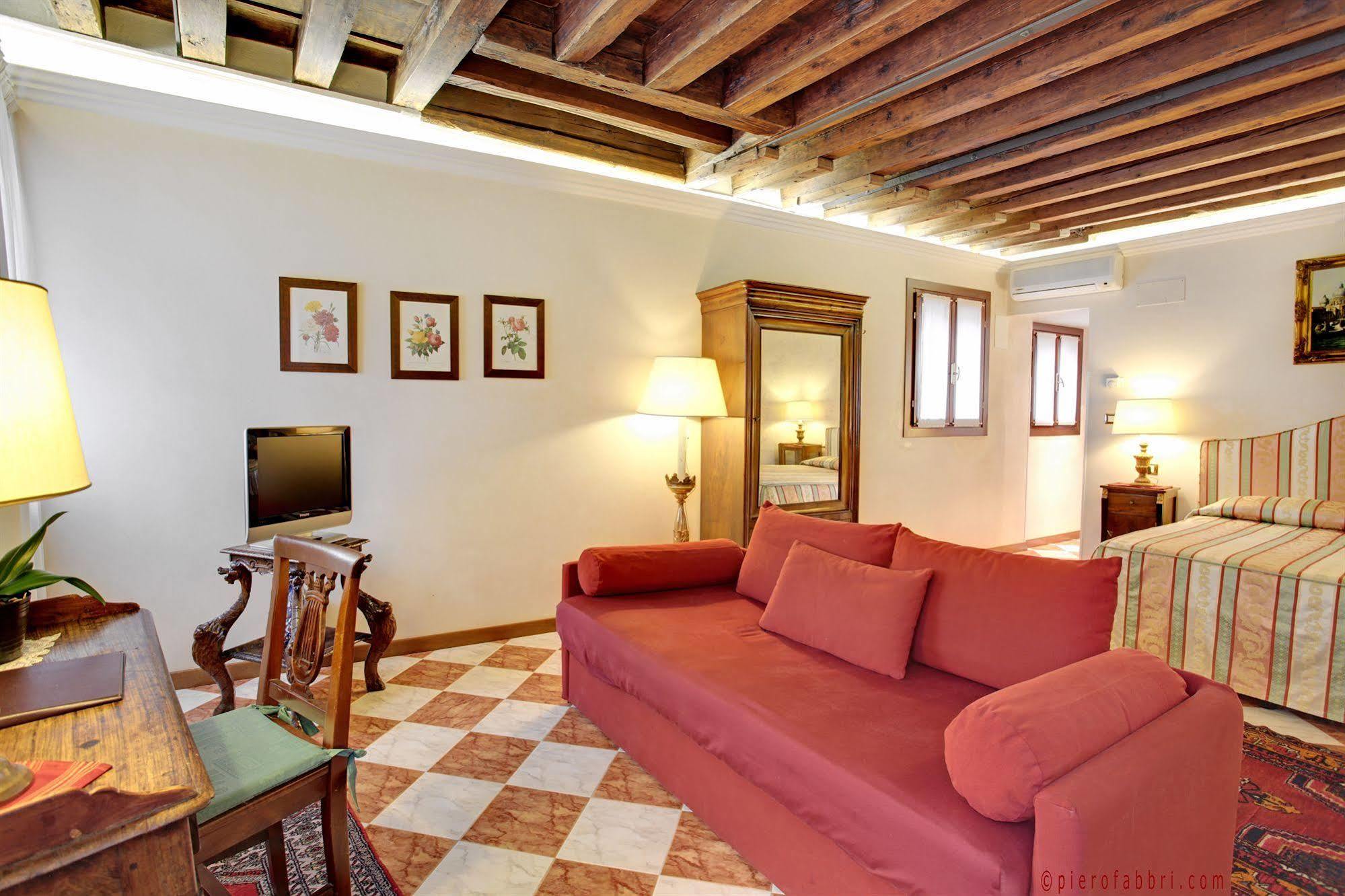 San Giorgio Degli Schiavoni Apartments Venedig Eksteriør billede